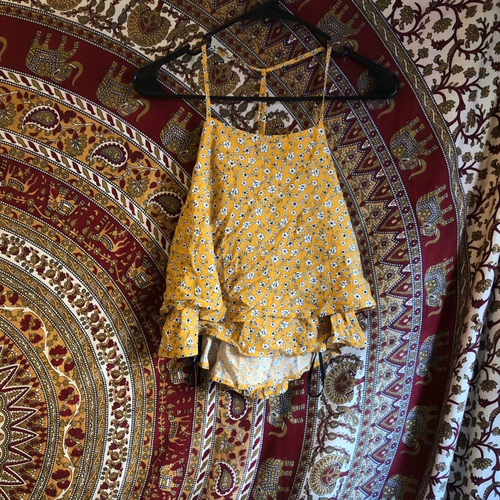 F21 floral tank top